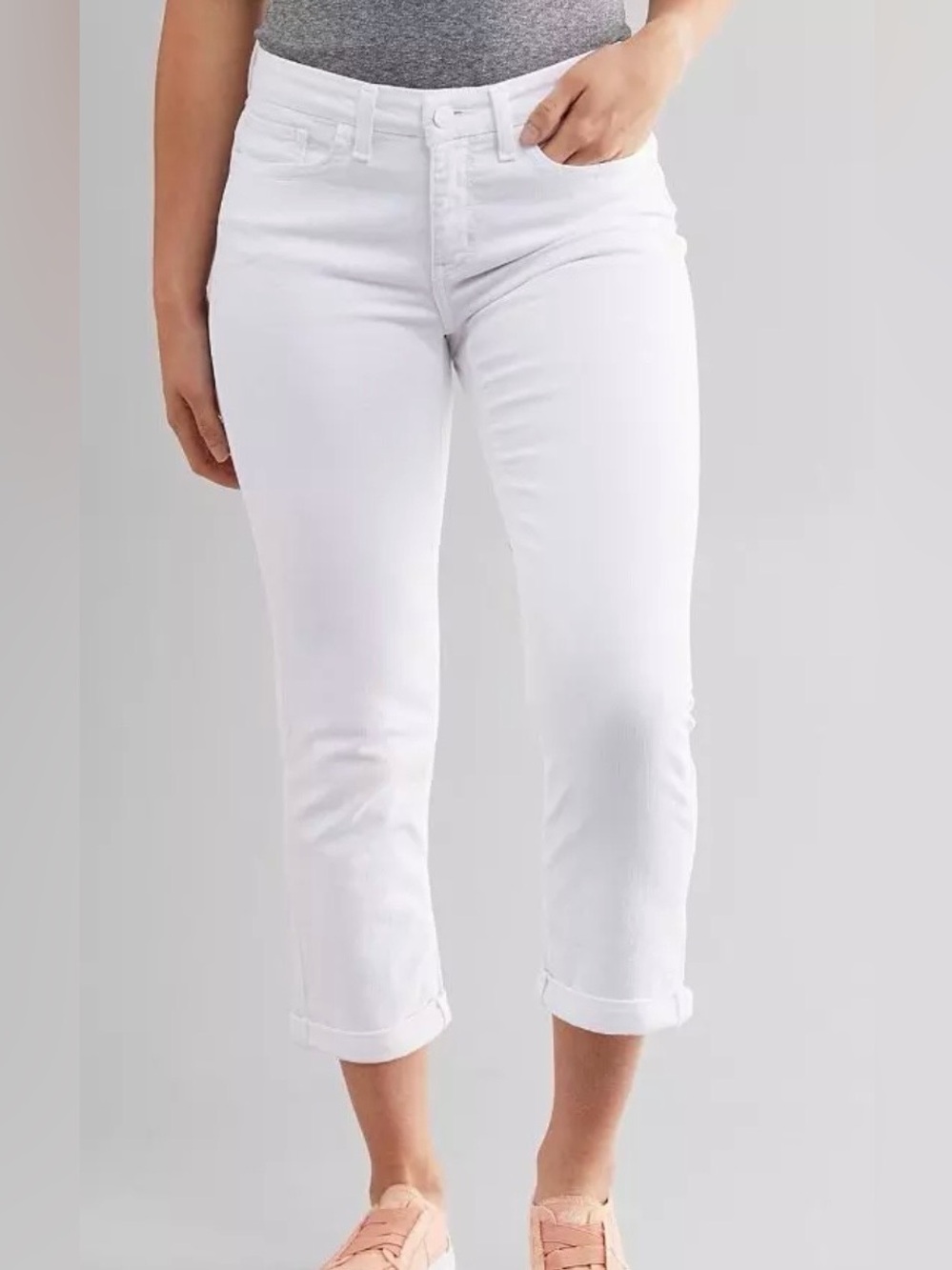 BKE Buckle Payton Cuffed Stretch Cropped Jean in White, Size 30